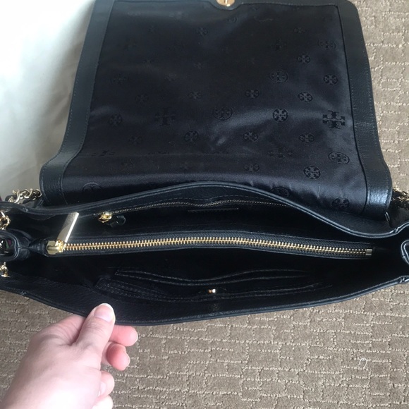 Tory Burch purse - Picture 2 of 3